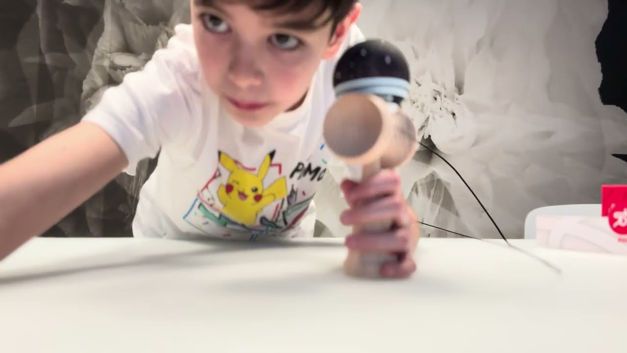 Unboxing Kendama Europe