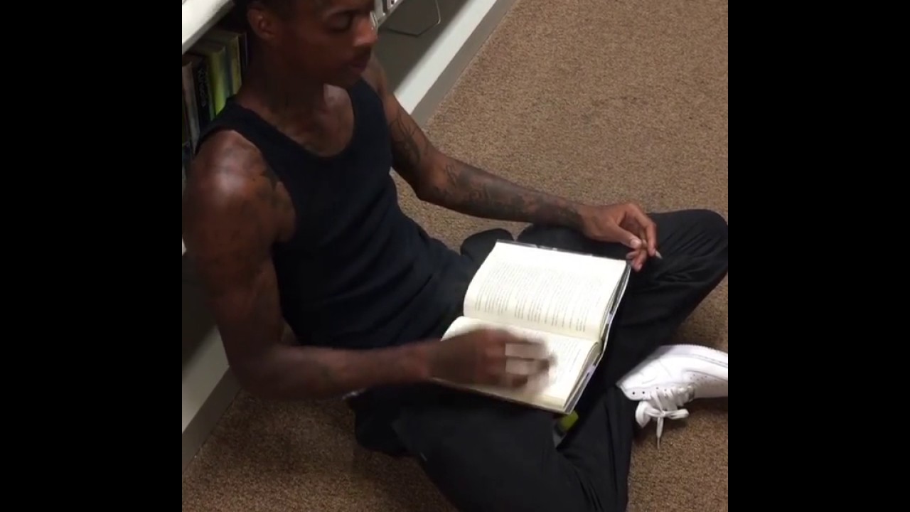 boonk smoking weed  in libary boonkgang