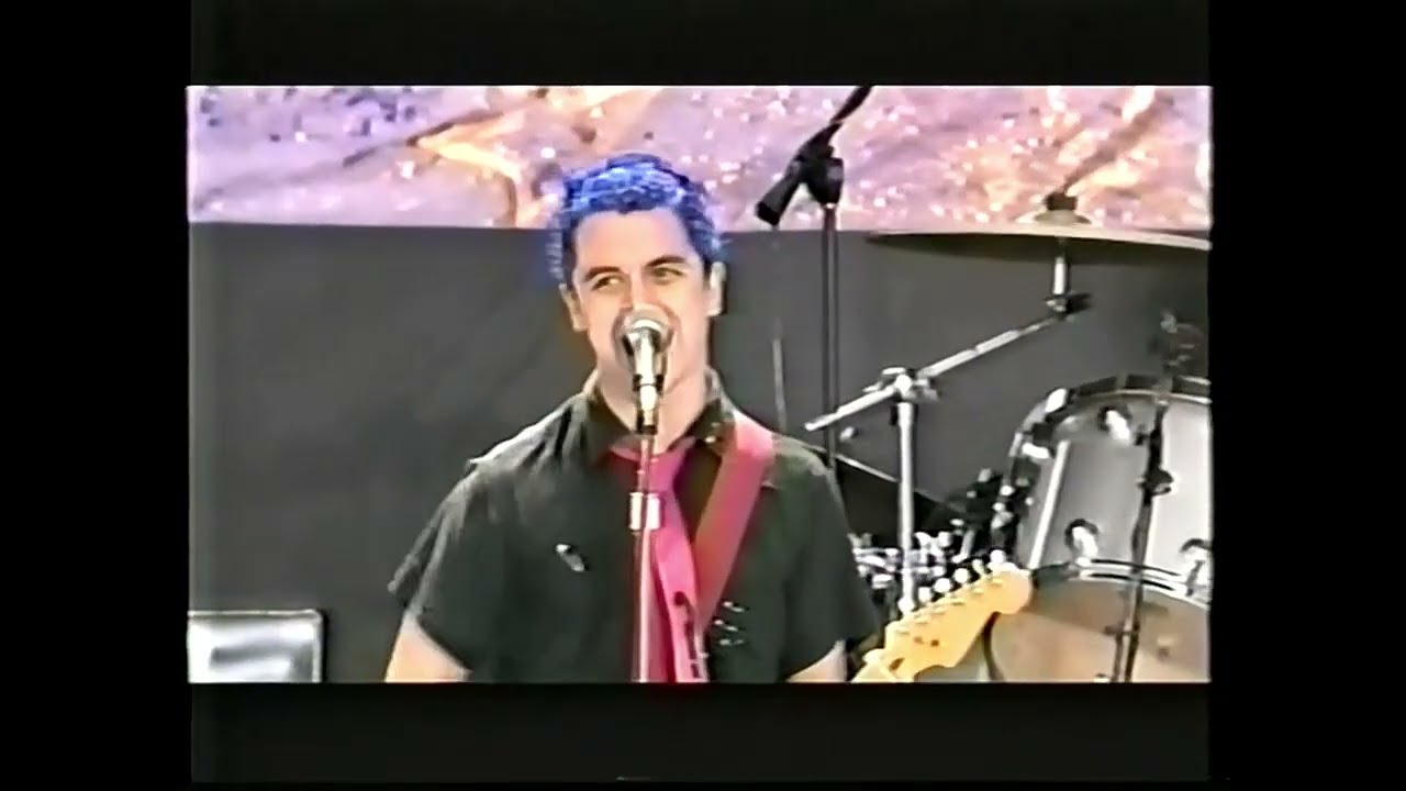 Green Day - Live from Woodstock 1994 (Source Merge)