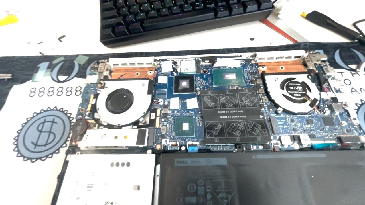💥 „Laptop aproape EXPLODEAZĂ! 😱 Curățare extremă + baterie periculoasă”