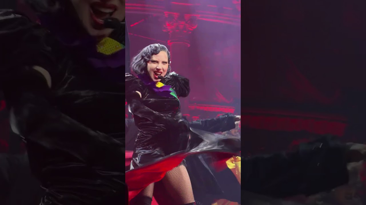 Lady Gaga - Abracadabra live from Mayhem Ball Tour in Austin N2