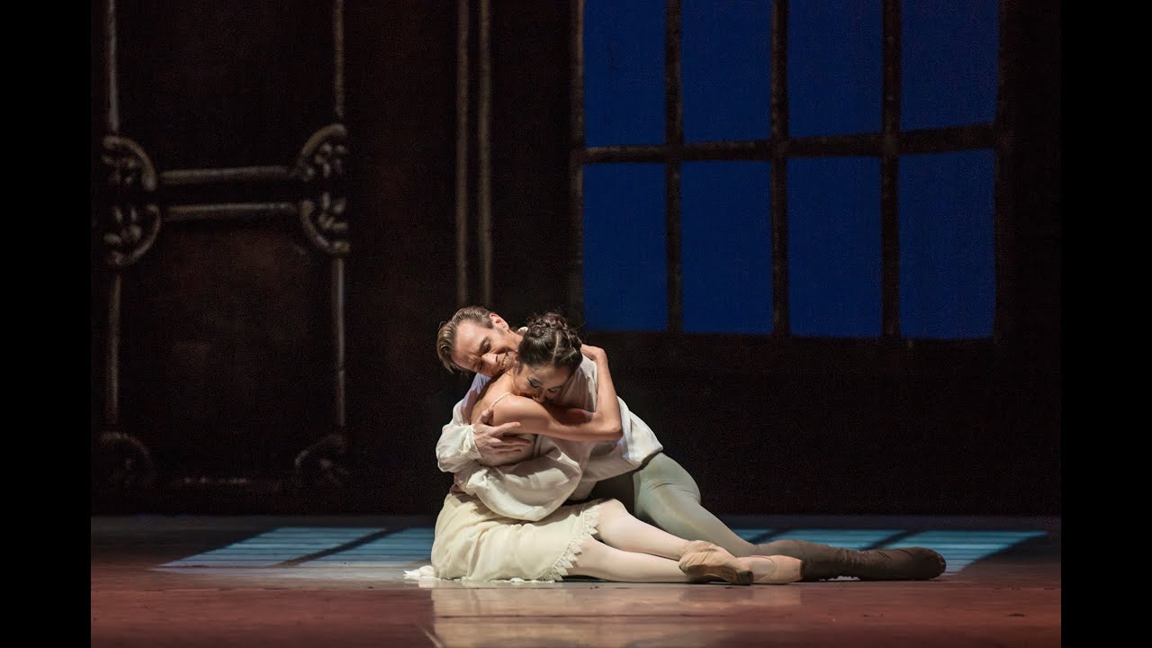 Manon | Pas de deux de la habitación