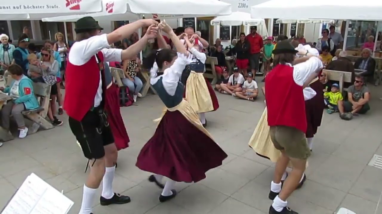 Tiroler Figurentanz  - Jugendgruppe 