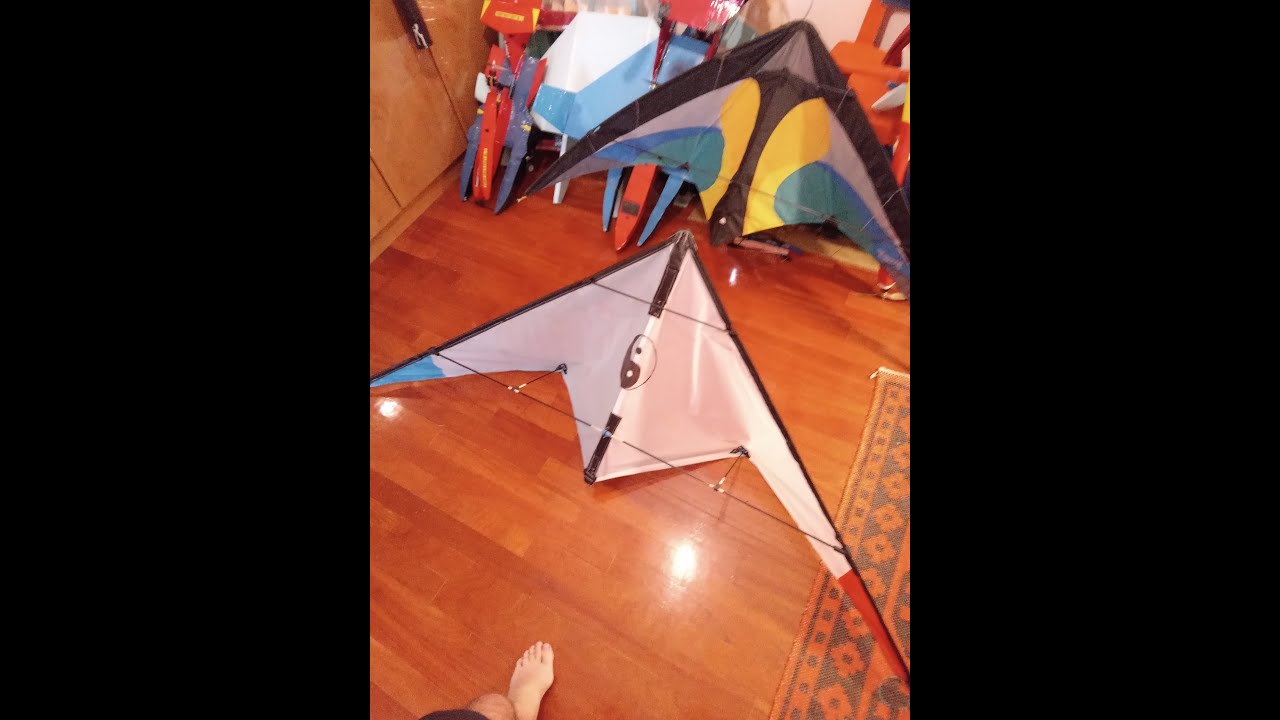 Stunt kite build