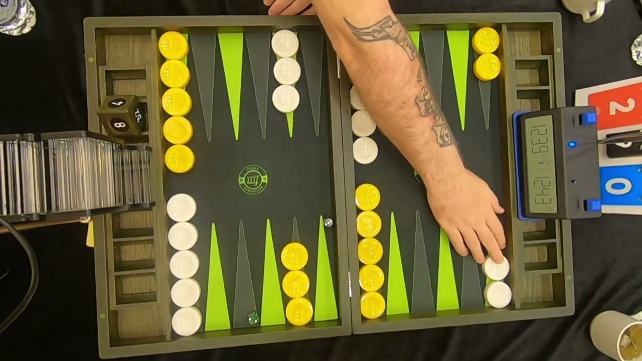 SAULI ALHO (White) vs JALIL KHALILI (Yellow)