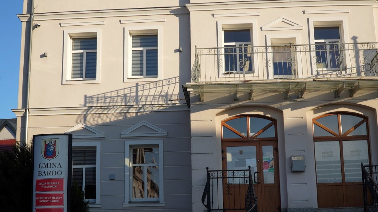 80 milionów strat. Bardo powoli podnosi się z kryzysu