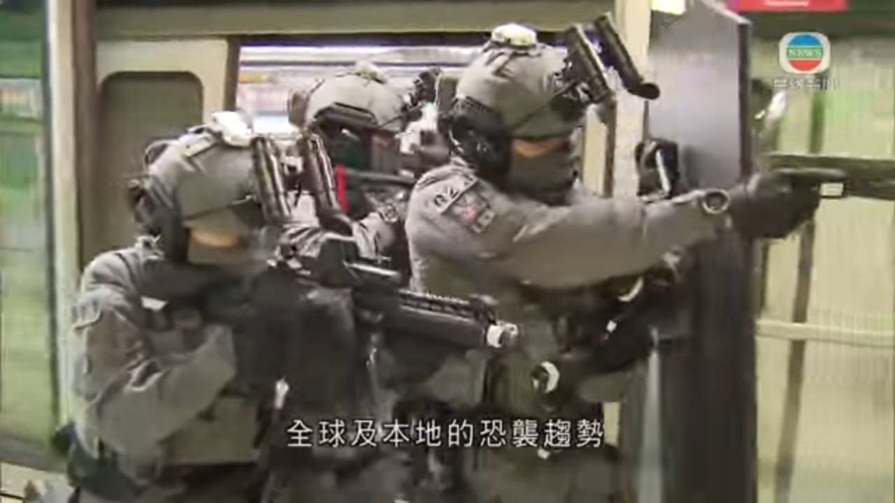 無綫香港新聞TVB News 警方鐵路應變部隊升格成反恐隊伍 購新裝備提高行動效率｜護理學院派師生赴社區暫託中心助照顧確診長者 冀分擔前線醫護工作 -20220418