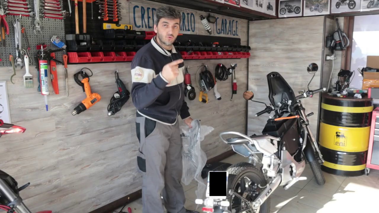 Montaggio portapacchi SUPER SOCO TC MAX