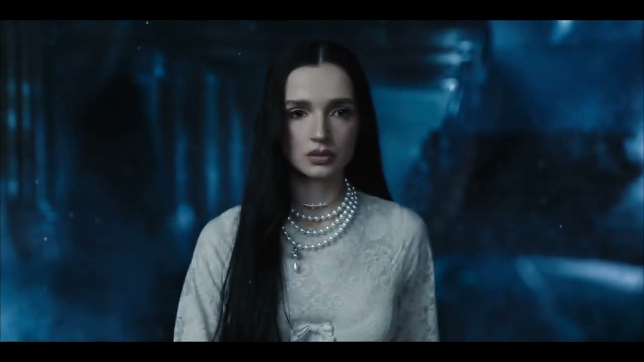 POPPY, AMY LEE, COURTNEY LAPLANTE - End of You