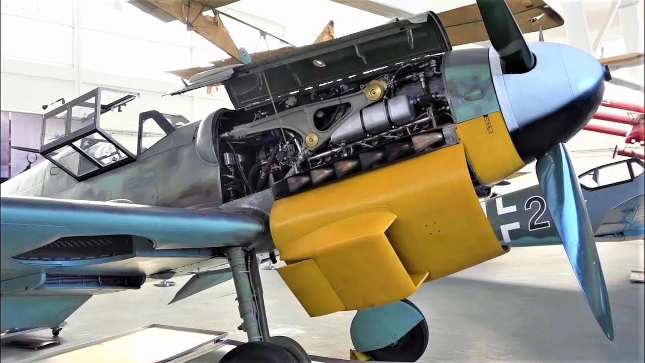 Hangar 10 Walkaround - Lots of Bf109`s