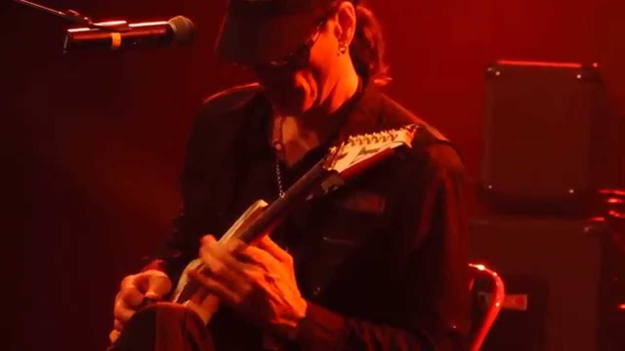 Steve Vai improvising on modes in Nancy France 2014