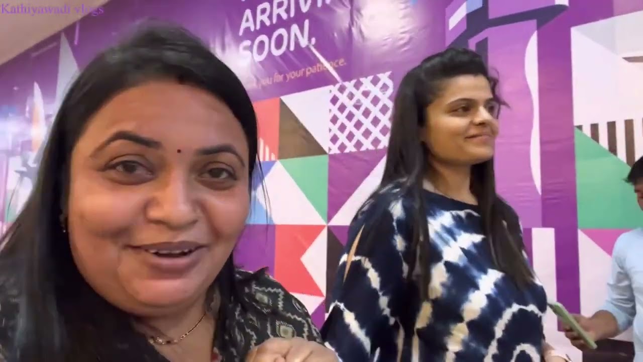 પહેલી વાર મોરબી થી દુબઇ પ્લેન માં બેઠા ફરવા નીકળી ગયા ફૂલ મોજ ગોમી જન્મ દિવસ ની ખુબ ખુબ શુભકામના