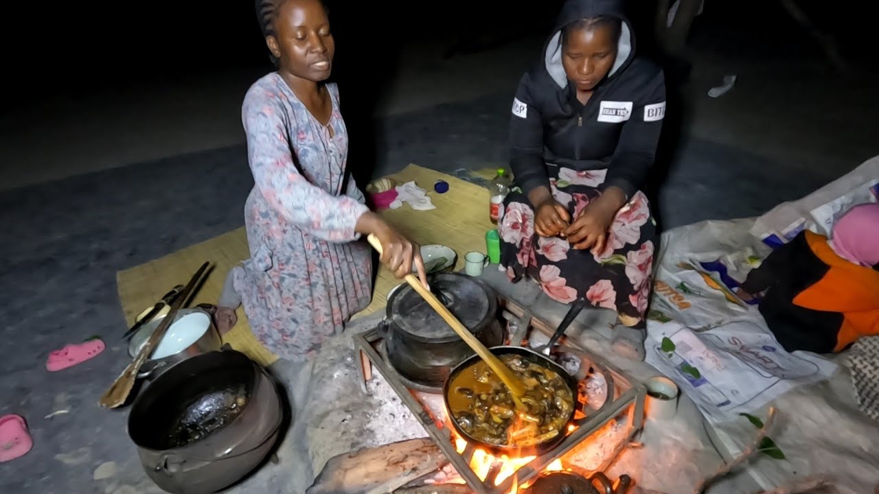 Cooking One of the Rare African Recipes in Zimbabwe Village 