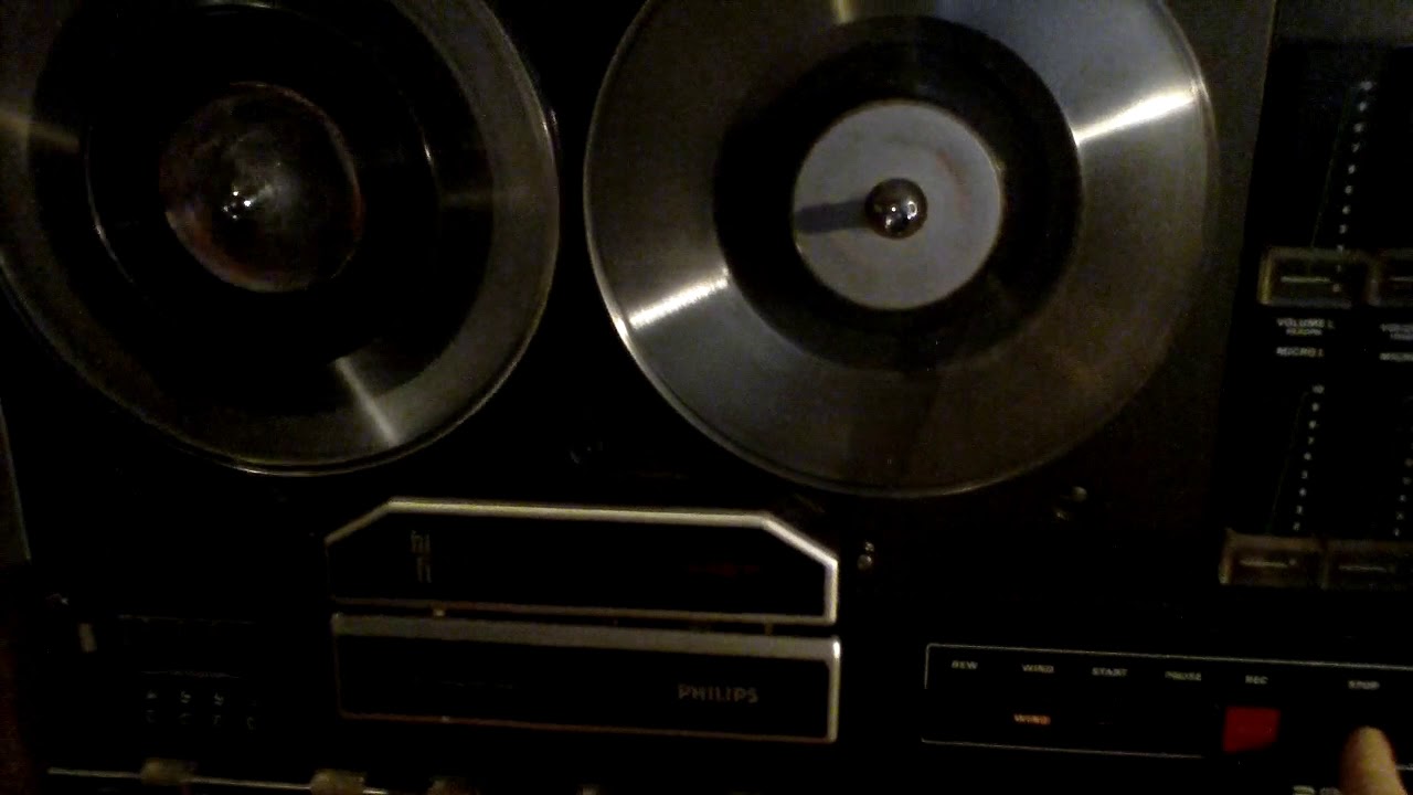 Ein Tonbandger&auml;t Philips N4511 beim Probelauf