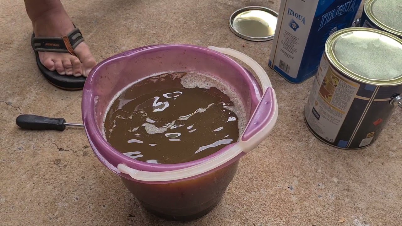 Pintando no Verniz com a Máquina de Pintura Airless