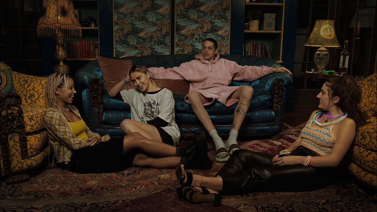 Director Halina Reijn & cast members discuss "Bodies Bodies Bodies"