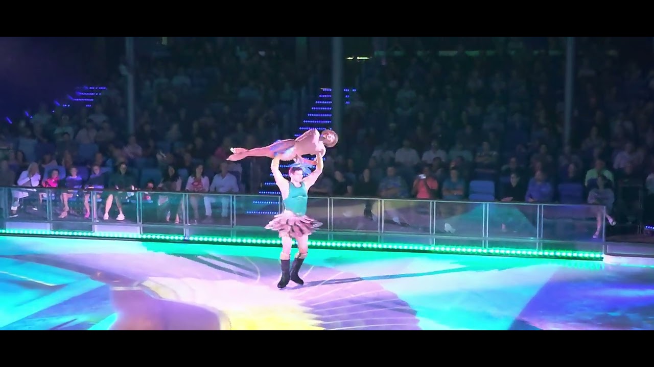 1887 : A Journey in Time.... Ice-skating show on the  Royal Caribbean Harmony of the Sea 💙💙💙🕺💃...