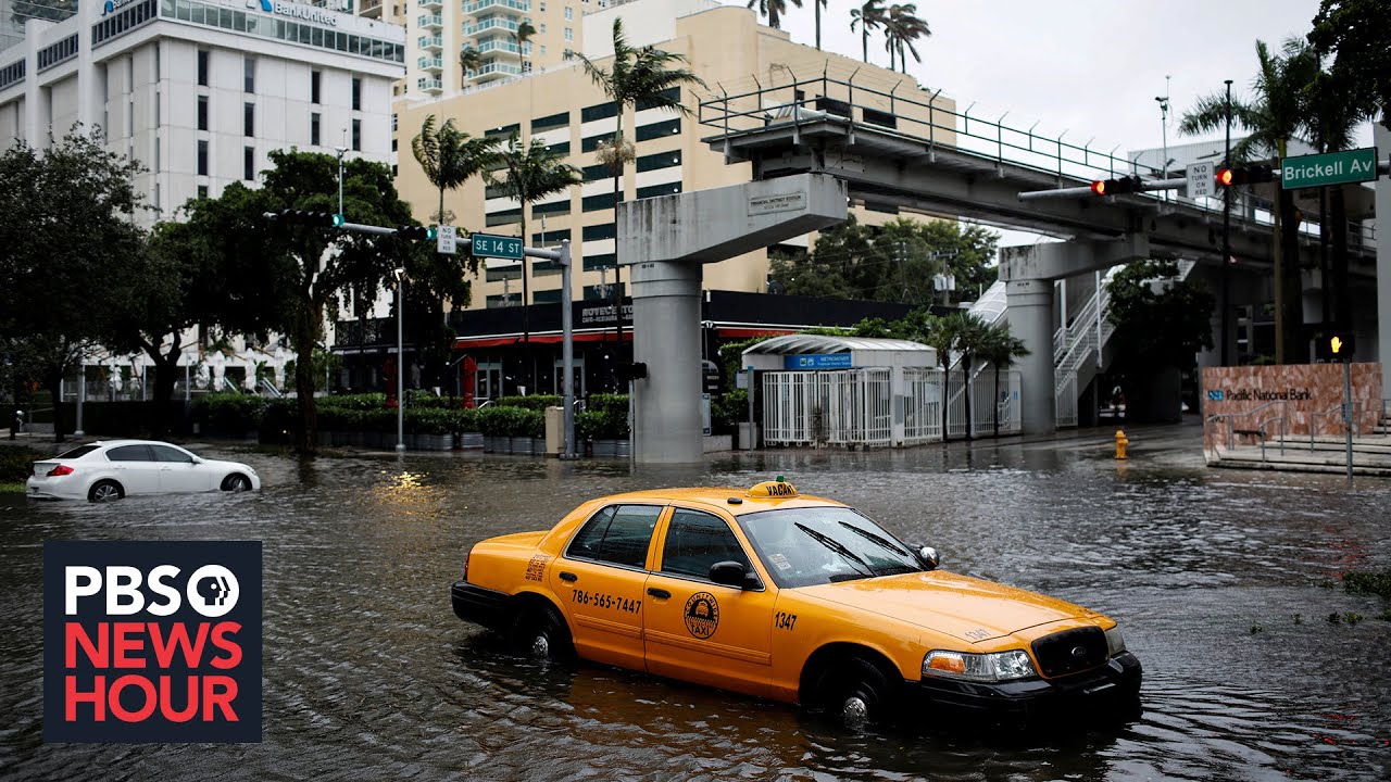 News Wrap: US Gulf Coast braces for storms, West faces deadly heat wave