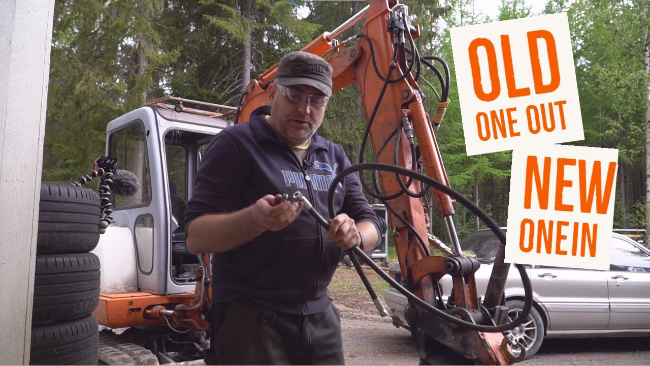 Hydraulic hose change for excavator