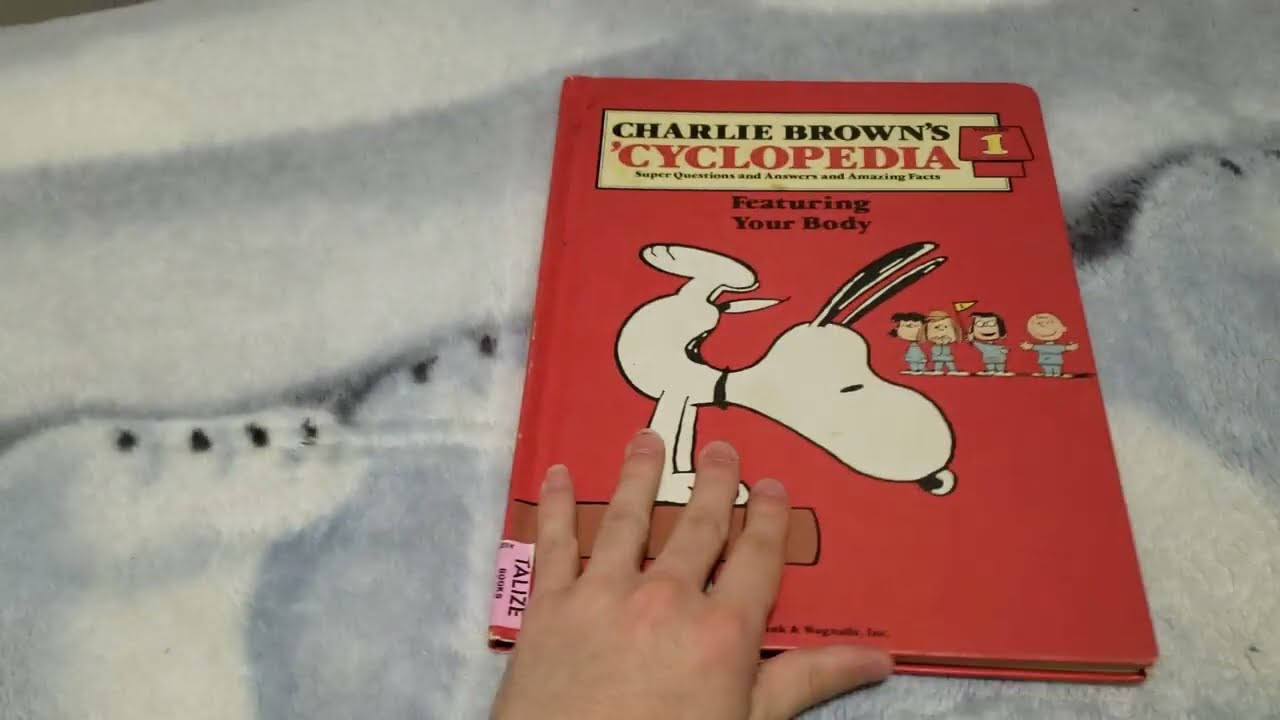 Peanuts – Charlie Brown's 'Cyclopedia Volume 1: Featuring Your Body (1980) Book Overview