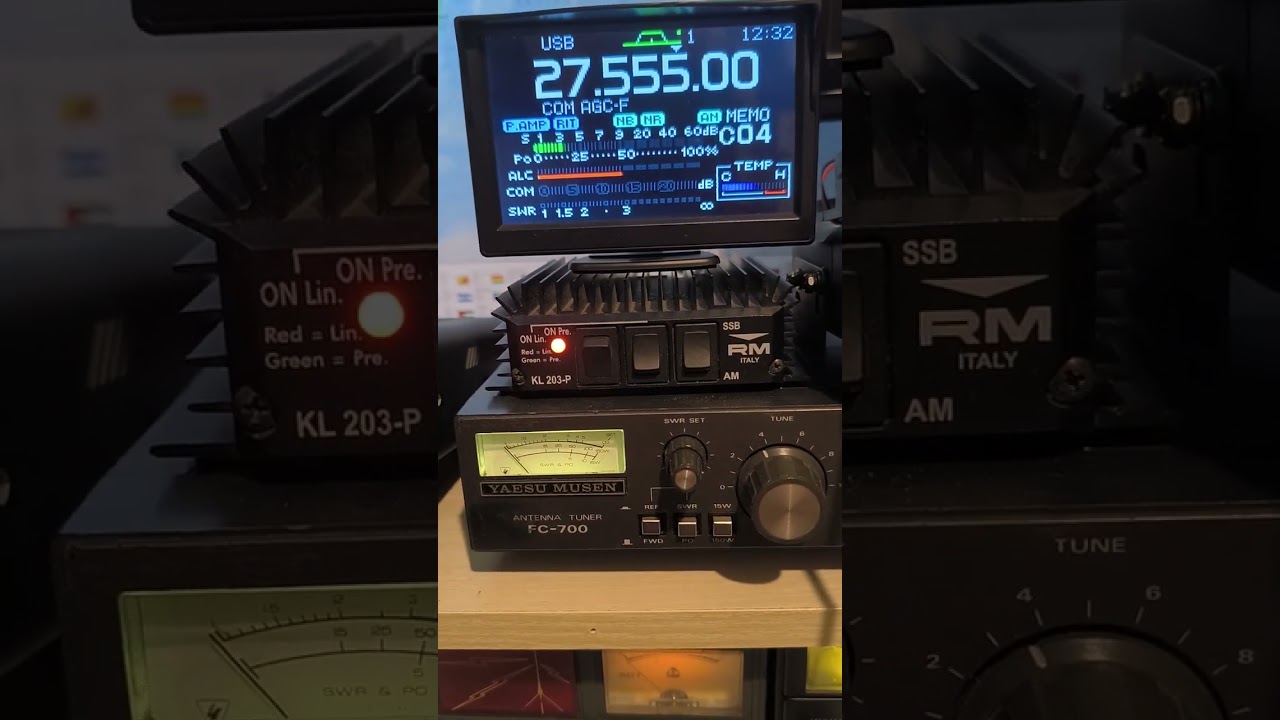 Pr&eacute;sentation de ma station,icom ic7000, yaesu fc700, radtel rd950 pro ....