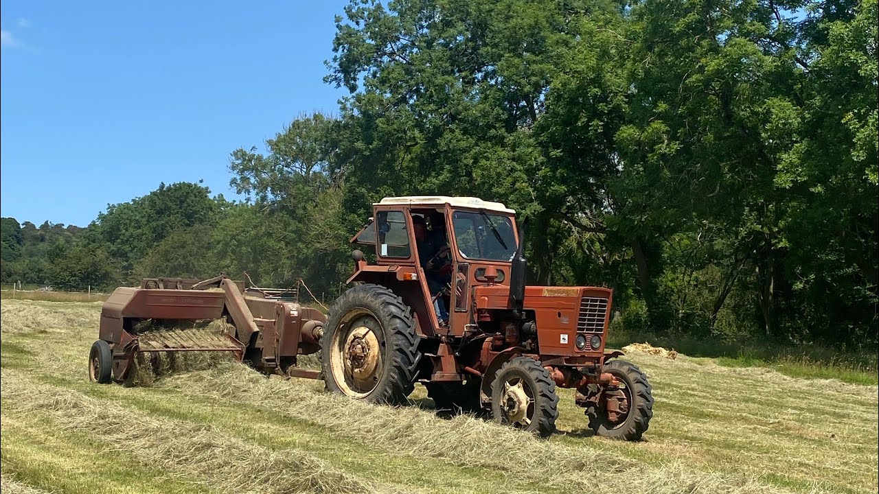 HAY MAKING pt 3-  Massey Ferguson 20 baler in action , MTZ 52 SUPER - DALE FARM classic tractors!