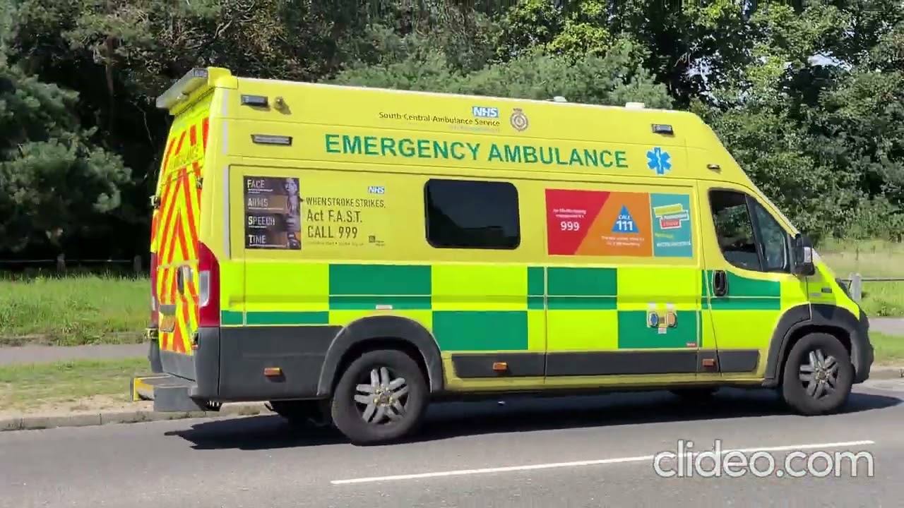 **SCAS, SWAST & MORE** A Selection of Different Ambulance Services Filmed at Iford Roundabout