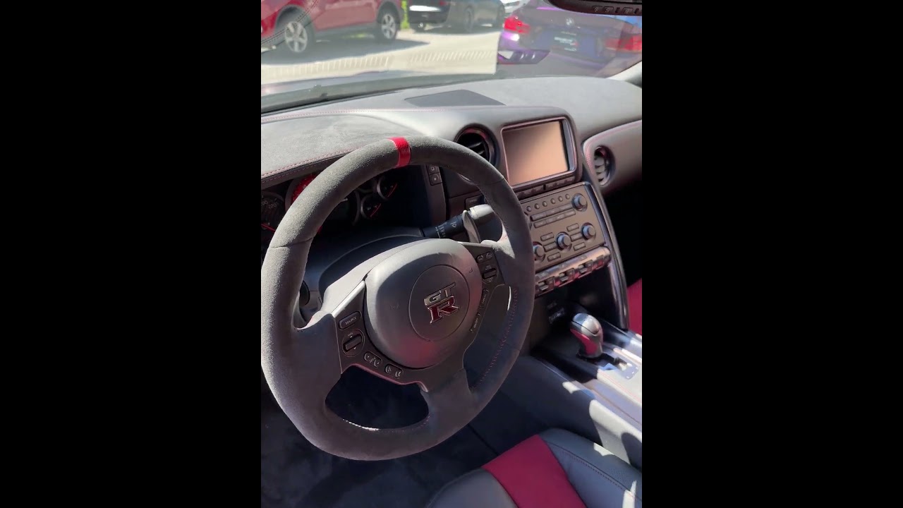 2015 NISSAN GTR NISMO INTERIOR