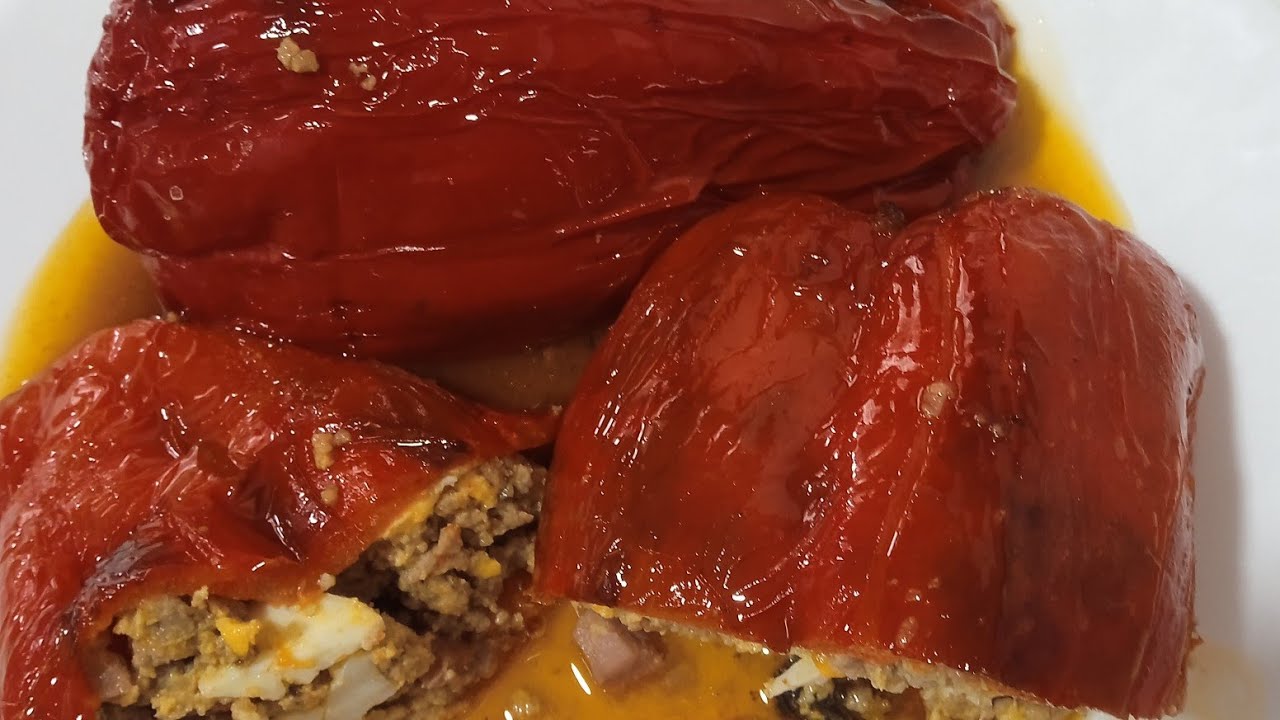 PIMIENTOS RELLENOS DE CARNE.