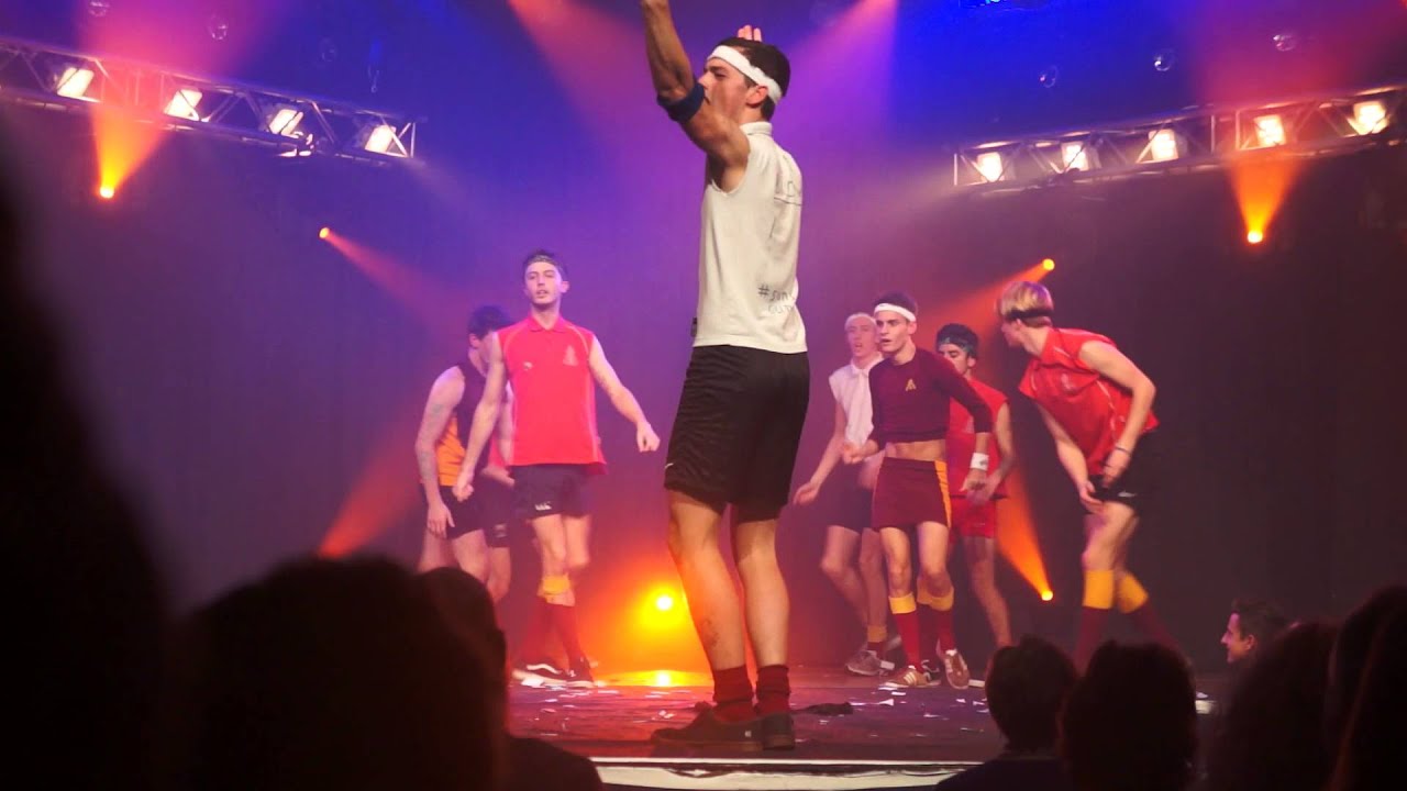 Bishop Luffa Fashion Show 2014: PE Kits - Britney Spears, Toxic