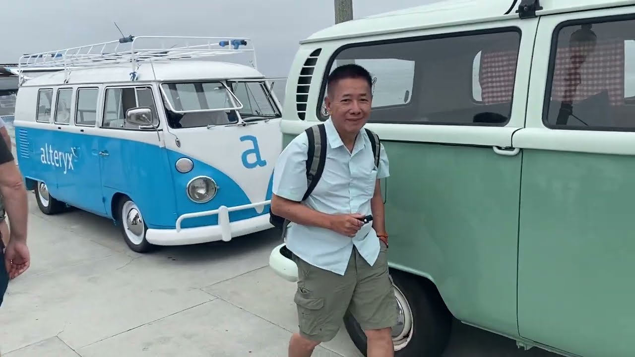 Huntington Beach CA 2023 VW Show on the Pier