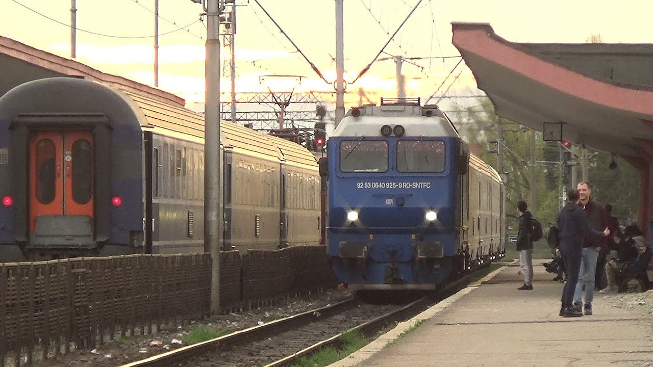 Trenuri in Gara Brasov/Trains in Brasov Station - 15.Apr.2025.