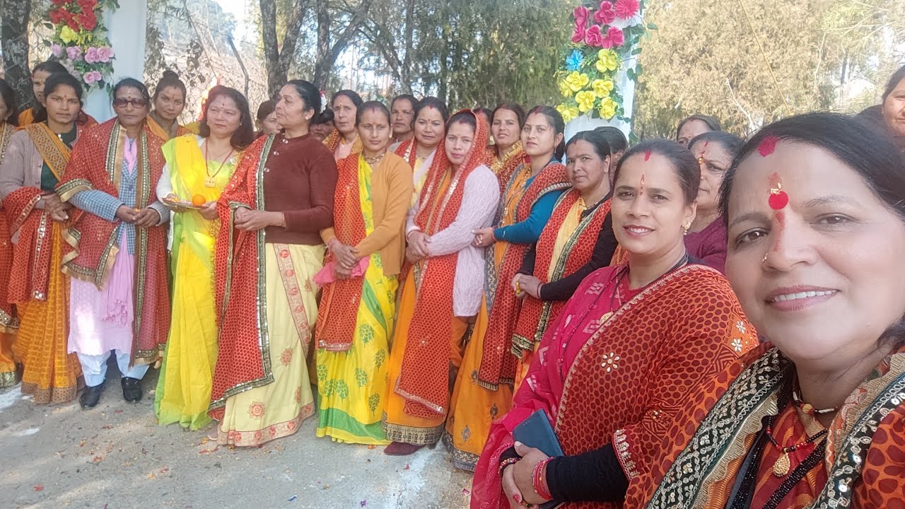 इण्टर कॉलेज  सातशिलिंग में हुआ मंत्री जी का स्वागत समारोह ♥️♥️🧿🧿 पारंपरिक परिधानों में मातृ शक्ति 🙏🧿