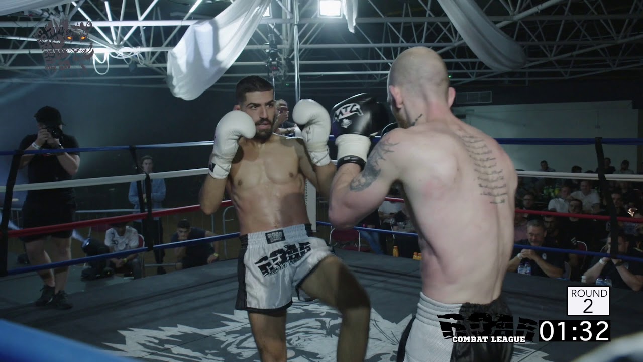 Jonno Chipchase  Vs Francesco Tiano Roar Combat League 15