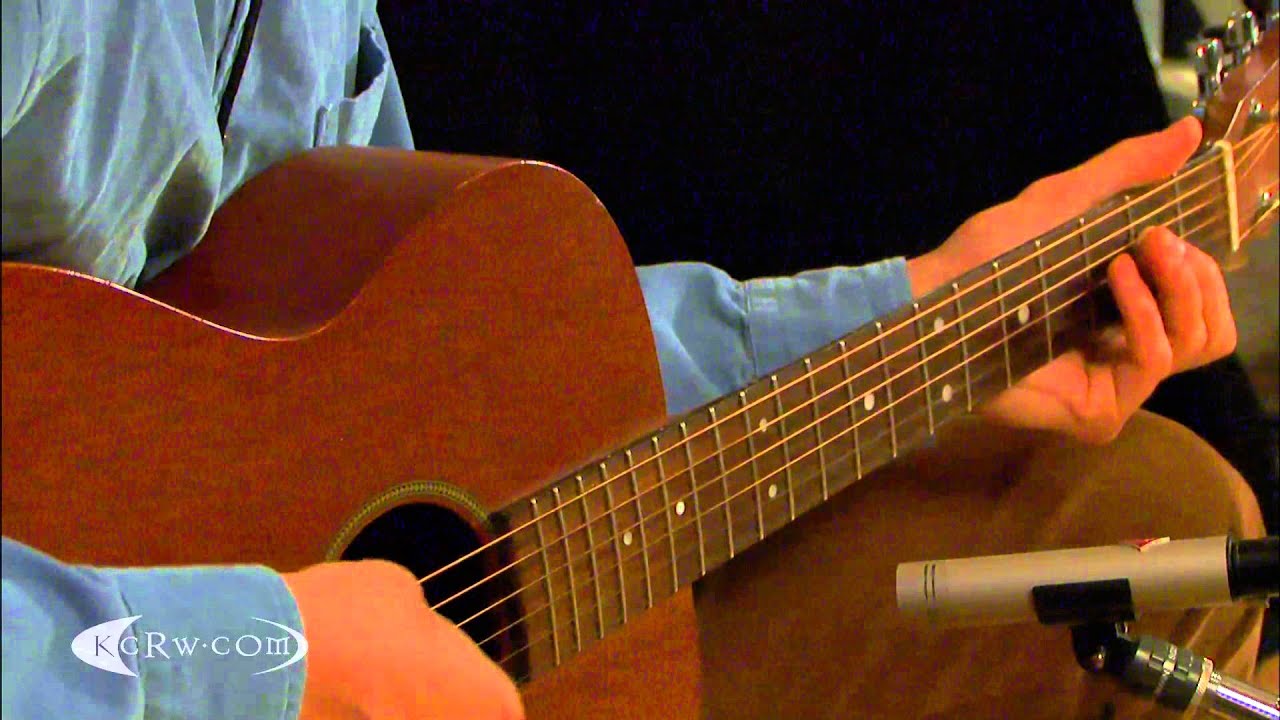 Beth Orton performing 