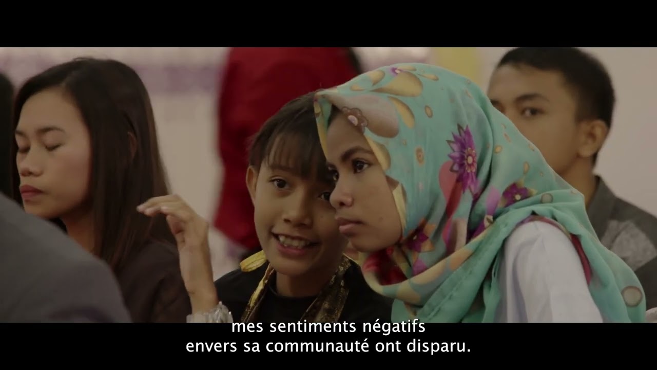 Nous Tous -Extrait du film - Ella et Mishka - Indonésie