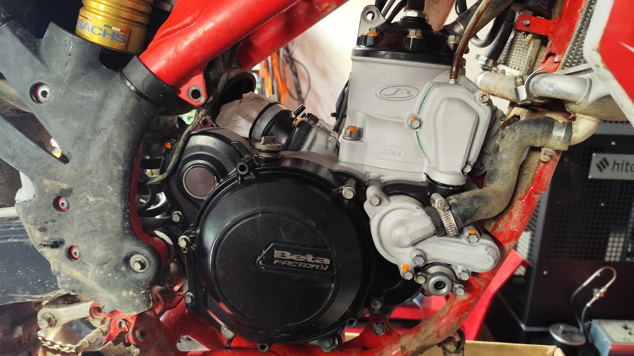 Beta RR250 remont silnika.
