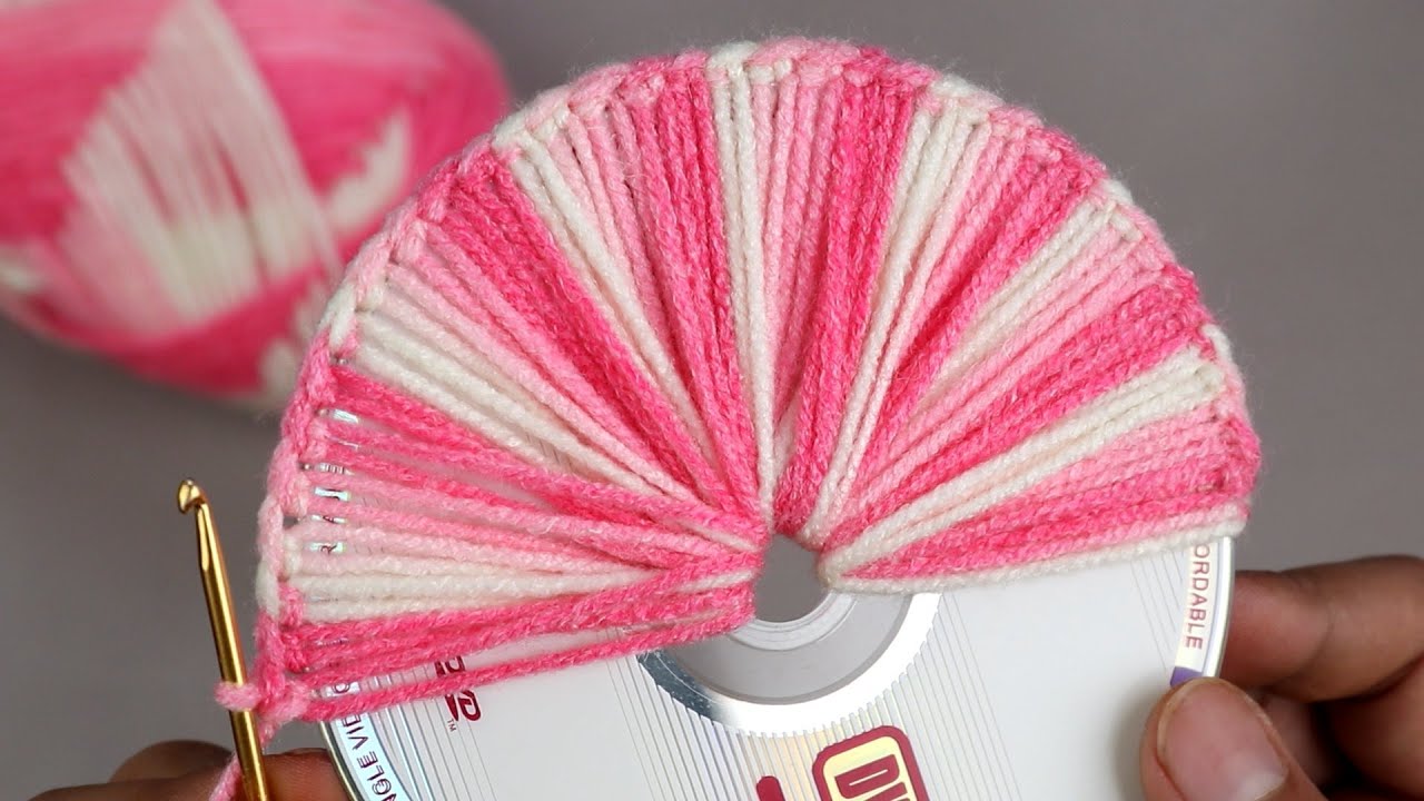 Most Beautiful cute crochet bag using cd as a base