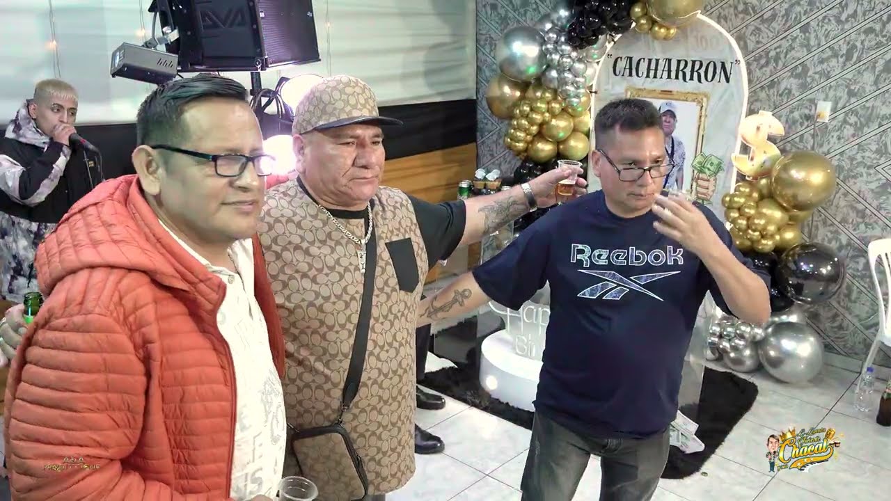ELSA - CHACAL Y SUS ESTRELLAS...FELIZ CUMPLEAÑOS 