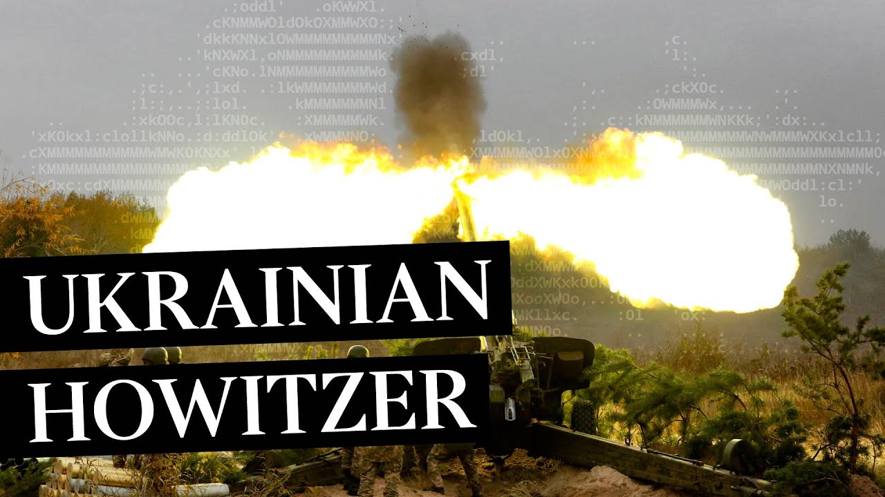 Ukrainian soldiers fire howitzer at frontline in Zaporizhzhia region