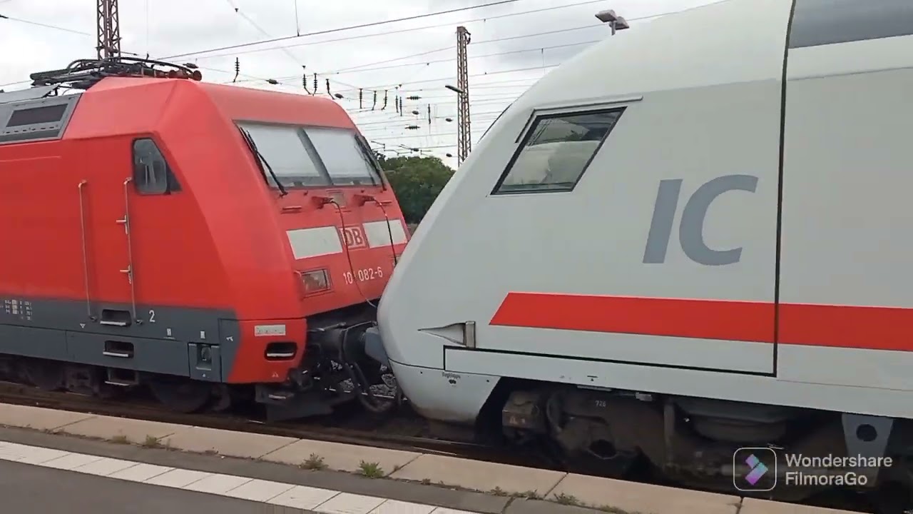 Zugverkehr in Mühlheim Hbf und Essen Hbf