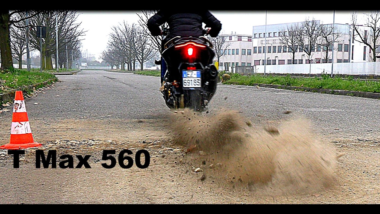 T MAX 560 TECH MAX DARK PETROL NO STOCK WORKING FAST MAD MAX MaxTremo TOO !!!