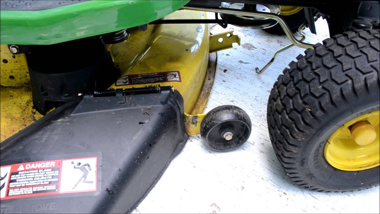 Как установить деку на газонокосилку John Deere