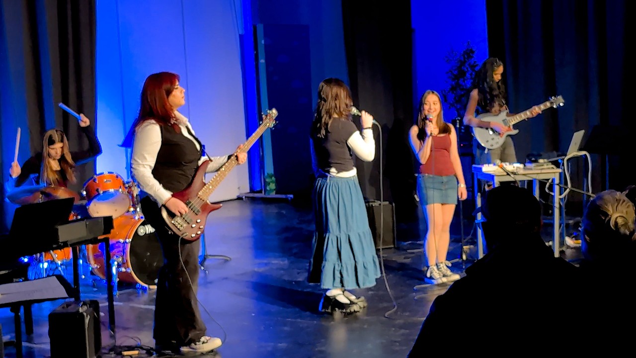 Marry Me in May - Lovefool by The Cardigans (Coffee House)