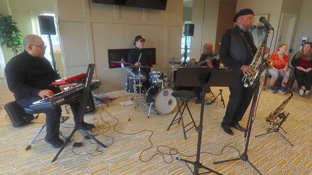 DWQ does Impressiona Mardigras 021726
