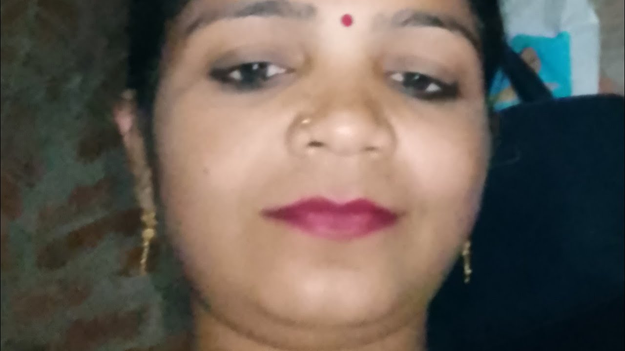 MeenuJaiswal लाइव है! हेलो फ्रेंड्स ज्यादा से ज्यादा सपोर्ट कीजिए आप सभीलोग