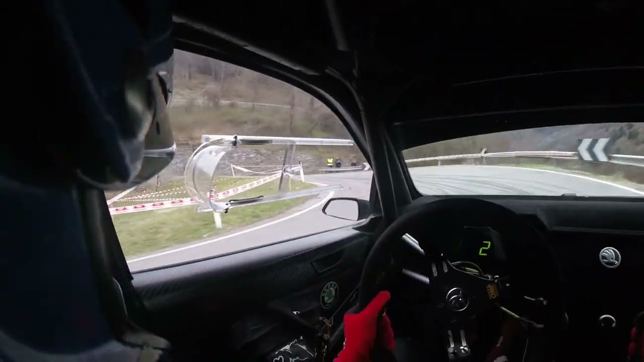 Skoda Fabia R5 on board rally