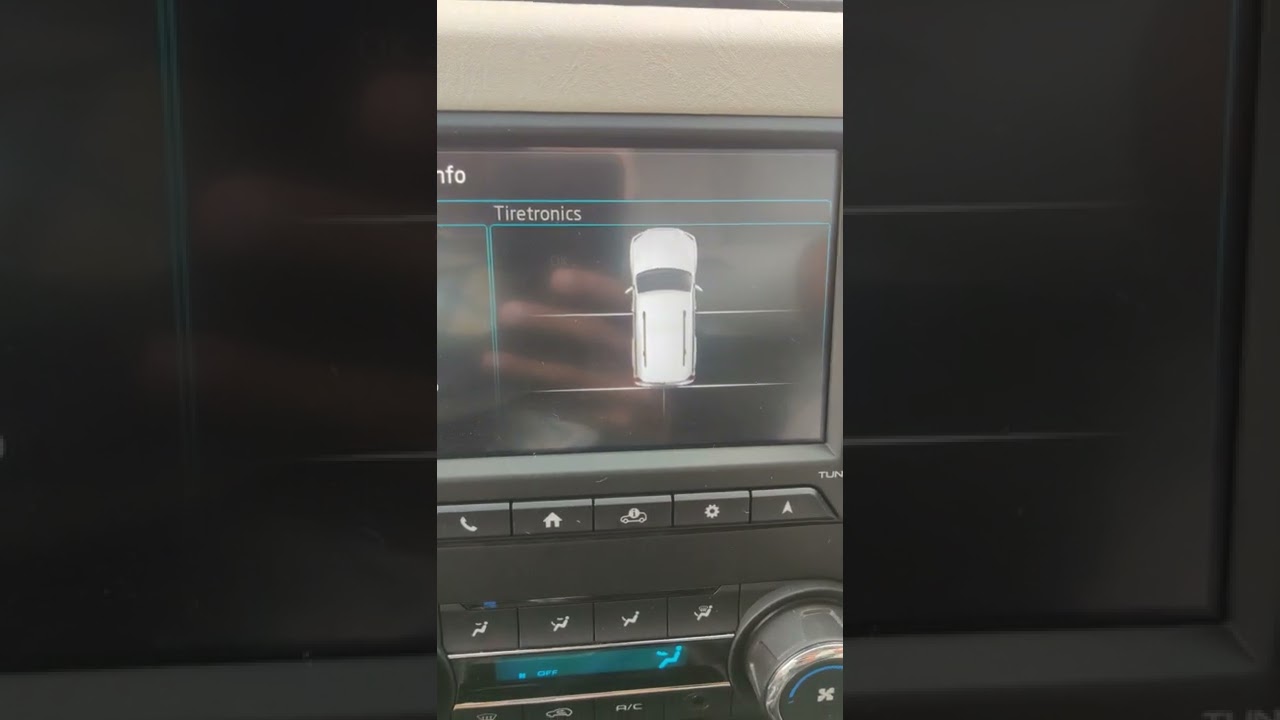 Mahindra Scorpio top model S11 2022 tyre pressure advance hidden feature| feature loaded&bull; problem