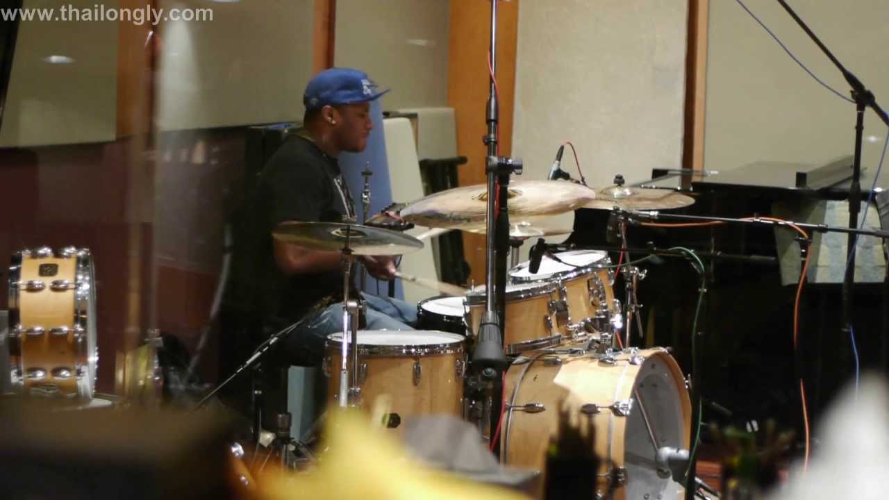 Ronald Bruner, Jr. at Bell Sound.  Graves Brothers session. #2 - FINAL TAKE (EDITED)