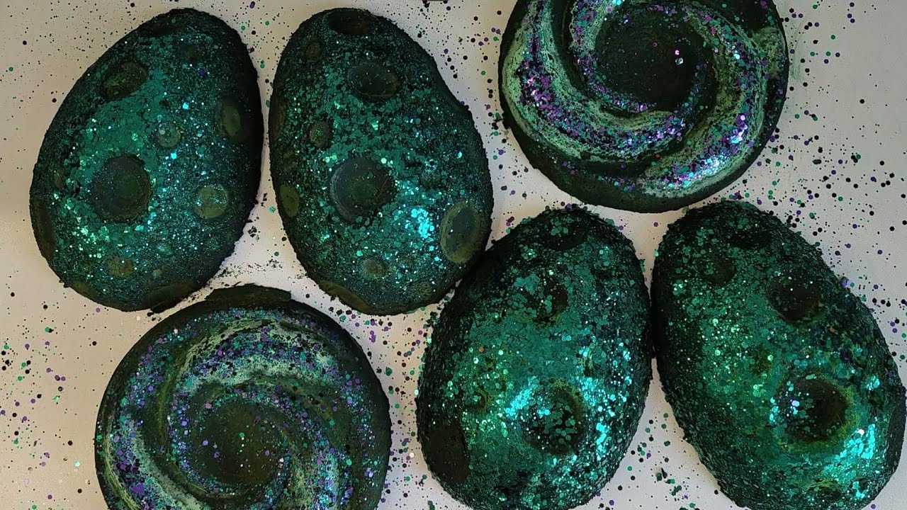 ASMR chalk 🥚 moon eggs 🥚 #asmr #chalk #relax 